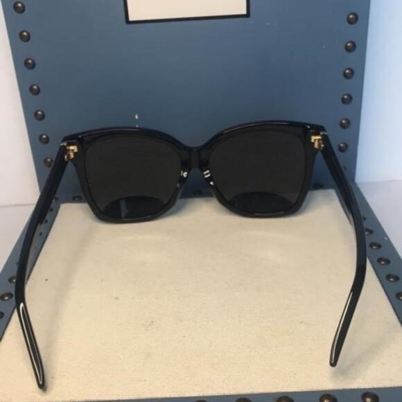 Authentic GUCCI New GG0459S 001 Rounded Square Sunglasses main image 11